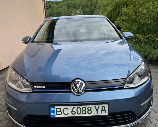 Синий Фольксваген e-Golf, объемом двигателя 0 л и пробегом 101 тыс. км за 7300 $, фото 6 на Automoto.ua