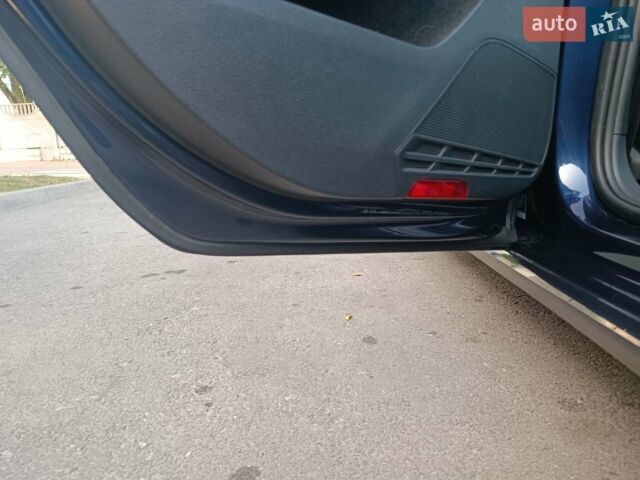 Синій Фольксваген e-Golf, об'ємом двигуна 0 л та пробігом 103 тис. км за 11000 $, фото 5 на Automoto.ua