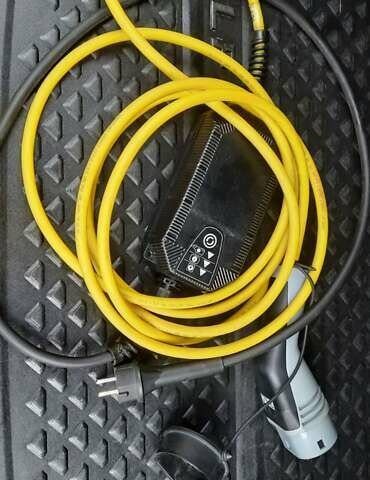 Синий Фольксваген e-Golf, объемом двигателя 0 л и пробегом 115 тыс. км за 10500 $, фото 23 на Automoto.ua