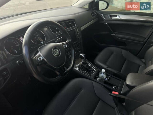 Синий Фольксваген e-Golf, объемом двигателя 0 л и пробегом 100 тыс. км за 8800 $, фото 12 на Automoto.ua