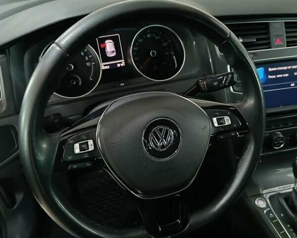 Синий Фольксваген e-Golf, объемом двигателя 0 л и пробегом 80 тыс. км за 8999 $, фото 94 на Automoto.ua