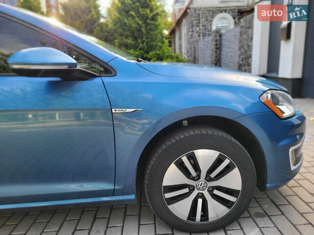 Синий Фольксваген e-Golf, объемом двигателя 0 л и пробегом 100 тыс. км за 8000 $, фото 14 на Automoto.ua