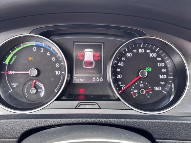 Синий Фольксваген e-Golf, объемом двигателя 0 л и пробегом 145 тыс. км за 8800 $, фото 17 на Automoto.ua