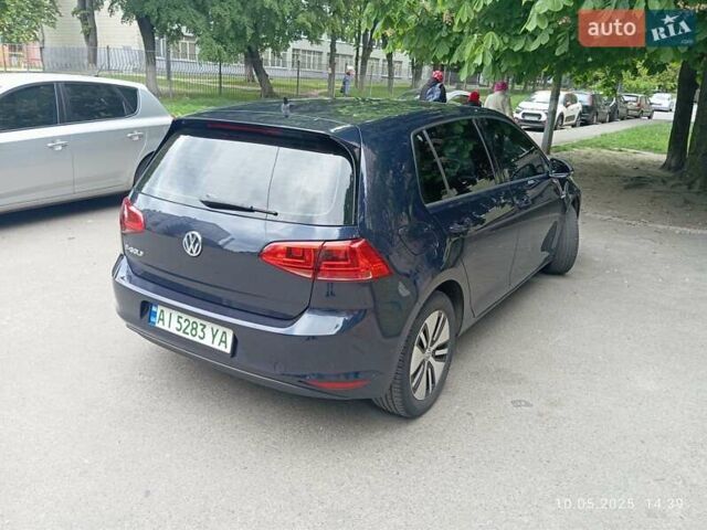 Синий Фольксваген e-Golf, объемом двигателя 0 л и пробегом 99 тыс. км за 8000 $, фото 1 на Automoto.ua
