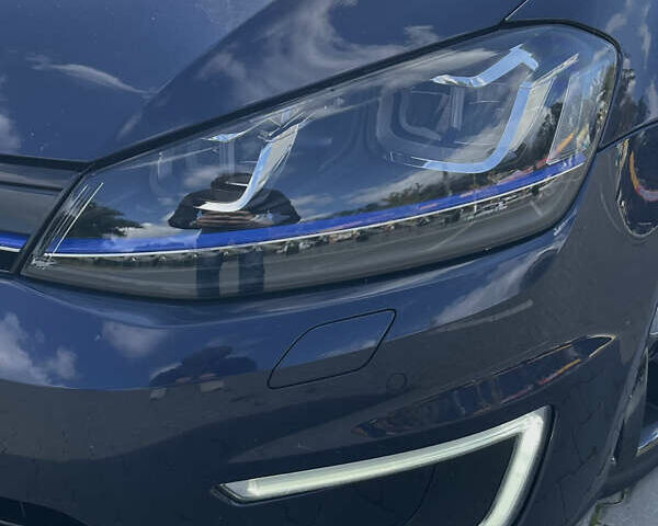 Синий Фольксваген e-Golf, объемом двигателя 0 л и пробегом 174 тыс. км за 9499 $, фото 4 на Automoto.ua
