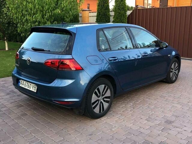 Синий Фольксваген e-Golf, объемом двигателя 0 л и пробегом 63 тыс. км за 10500 $, фото 4 на Automoto.ua