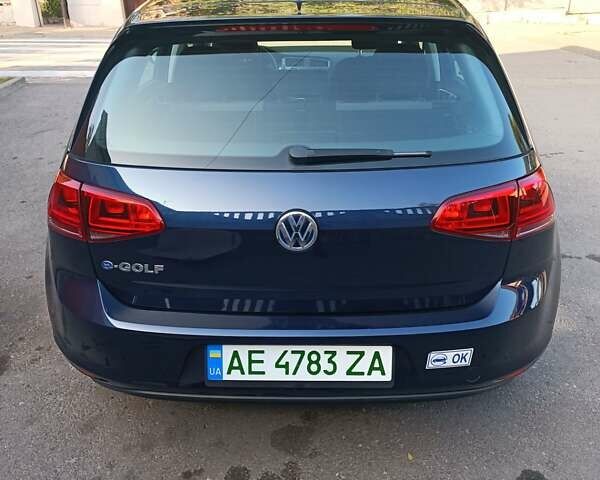 Синий Фольксваген e-Golf, объемом двигателя 0 л и пробегом 91 тыс. км за 11000 $, фото 24 на Automoto.ua