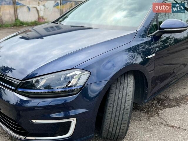 Синий Фольксваген e-Golf, объемом двигателя 0 л и пробегом 64 тыс. км за 9900 $, фото 12 на Automoto.ua