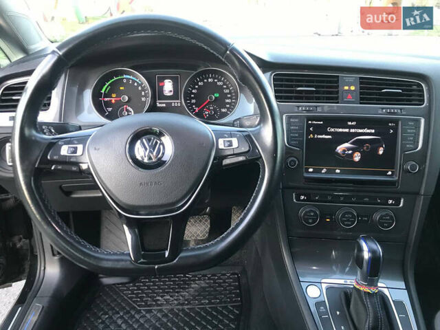 Синий Фольксваген e-Golf, объемом двигателя 0 л и пробегом 103 тыс. км за 8500 $, фото 7 на Automoto.ua