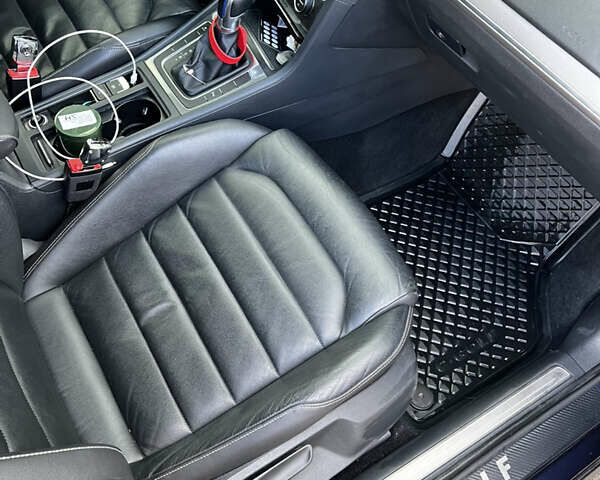 Синий Фольксваген e-Golf, объемом двигателя 0 л и пробегом 108 тыс. км за 9999 $, фото 12 на Automoto.ua