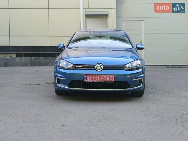Синий Фольксваген e-Golf, объемом двигателя 0 л и пробегом 104 тыс. км за 10299 $, фото 2 на Automoto.ua