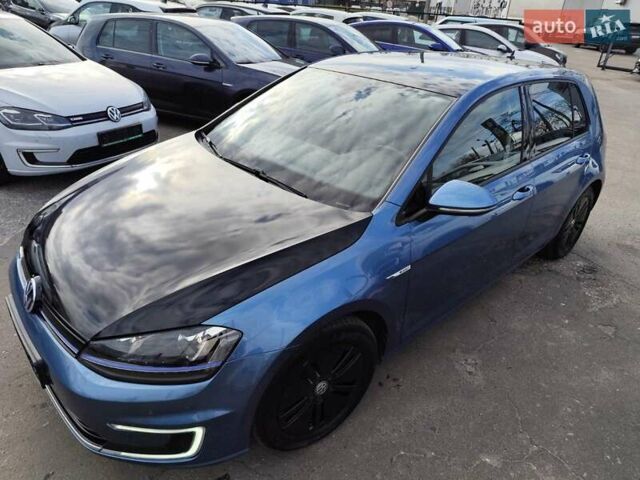 Синий Фольксваген e-Golf, объемом двигателя 0 л и пробегом 86 тыс. км за 10333 $, фото 14 на Automoto.ua