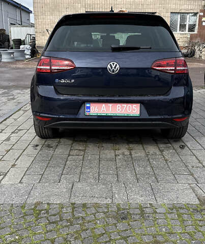 Синий Фольксваген e-Golf, объемом двигателя 0 л и пробегом 107 тыс. км за 9500 $, фото 6 на Automoto.ua