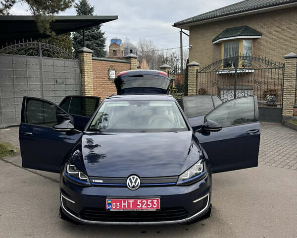 Синий Фольксваген e-Golf, объемом двигателя 0 л и пробегом 113 тыс. км за 8800 $, фото 10 на Automoto.ua