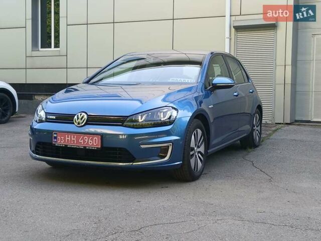 Синий Фольксваген e-Golf, объемом двигателя 0 л и пробегом 104 тыс. км за 10299 $, фото 1 на Automoto.ua