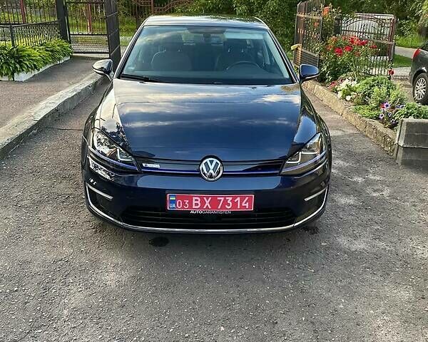 Синий Фольксваген e-Golf, объемом двигателя 0 л и пробегом 44 тыс. км за 16900 $, фото 2 на Automoto.ua