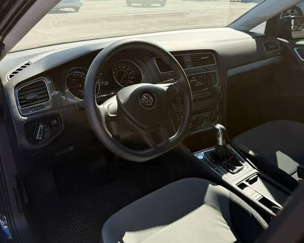 Синий Фольксваген e-Golf, объемом двигателя 0 л и пробегом 74 тыс. км за 10300 $, фото 11 на Automoto.ua