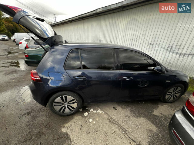Синий Фольксваген e-Golf, объемом двигателя 0 л и пробегом 108 тыс. км за 9999 $, фото 5 на Automoto.ua