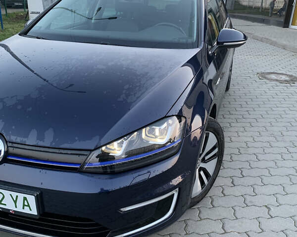 Синий Фольксваген e-Golf, объемом двигателя 0 л и пробегом 82 тыс. км за 9499 $, фото 2 на Automoto.ua