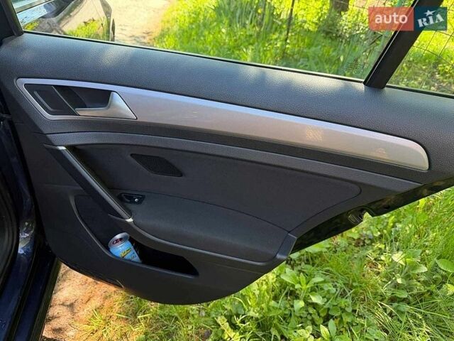 Синий Фольксваген e-Golf, объемом двигателя 0 л и пробегом 144 тыс. км за 9390 $, фото 18 на Automoto.ua