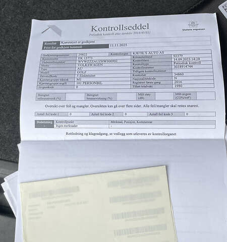 Синий Фольксваген e-Golf, объемом двигателя 0 л и пробегом 123 тыс. км за 9900 $, фото 32 на Automoto.ua