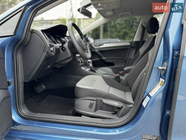 Синій Фольксваген e-Golf, об'ємом двигуна 0 л та пробігом 55 тис. км за 9300 $, фото 27 на Automoto.ua