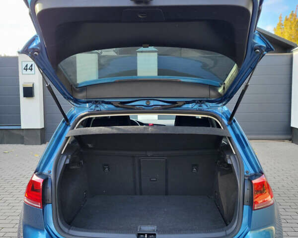 Синий Фольксваген e-Golf, объемом двигателя 0 л и пробегом 100 тыс. км за 8000 $, фото 10 на Automoto.ua