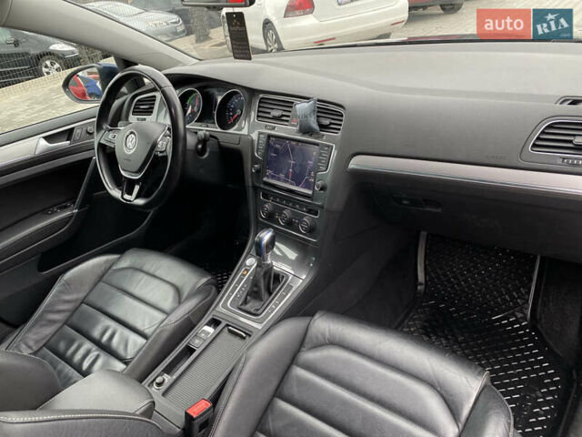 Синий Фольксваген e-Golf, объемом двигателя 0 л и пробегом 159 тыс. км за 7899 $, фото 36 на Automoto.ua