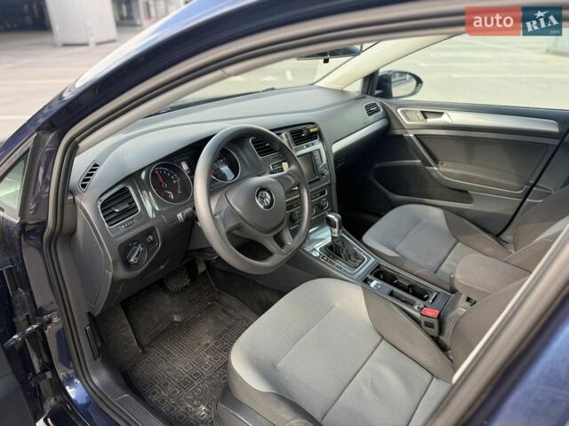 Синій Фольксваген e-Golf, об'ємом двигуна 0 л та пробігом 140 тис. км за 7300 $, фото 13 на Automoto.ua