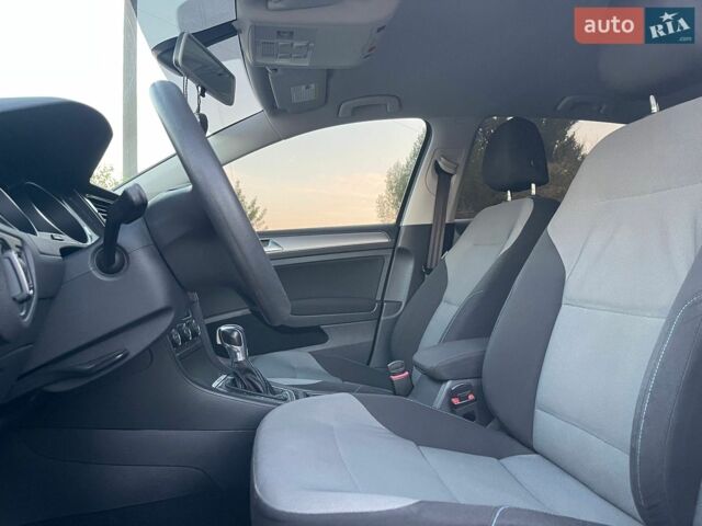Синій Фольксваген e-Golf, об'ємом двигуна 0 л та пробігом 87 тис. км за 9000 $, фото 13 на Automoto.ua
