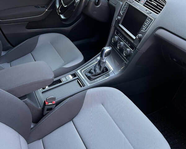 Синій Фольксваген e-Golf, об'ємом двигуна 0 л та пробігом 105 тис. км за 11000 $, фото 23 на Automoto.ua