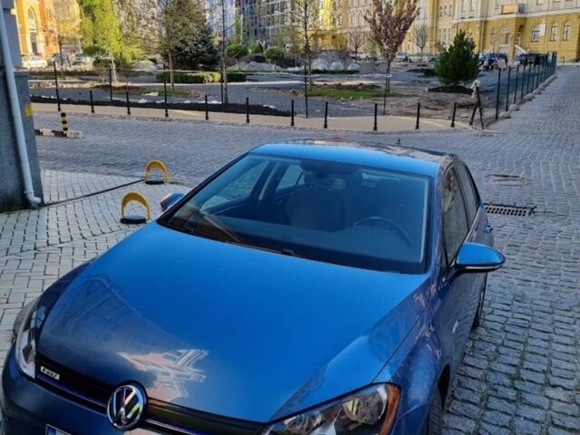 Синий Фольксваген e-Golf, объемом двигателя 0 л и пробегом 160 тыс. км за 8600 $, фото 5 на Automoto.ua