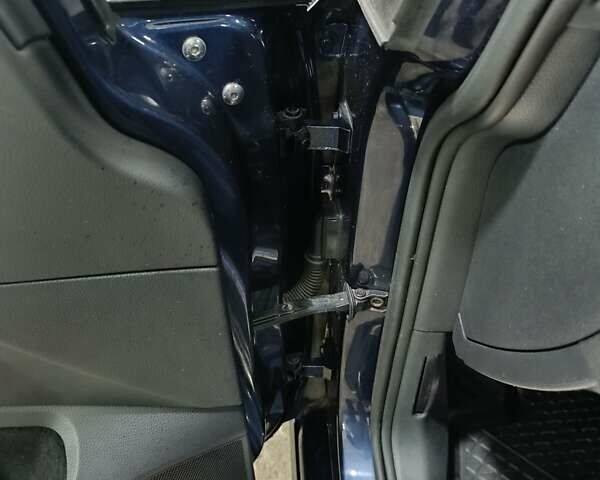 Синий Фольксваген e-Golf, объемом двигателя 0 л и пробегом 80 тыс. км за 8999 $, фото 76 на Automoto.ua