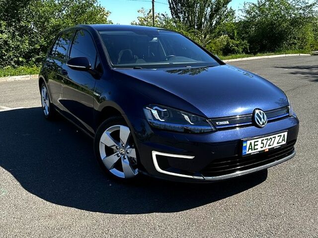 Синій Фольксваген e-Golf, об'ємом двигуна 0 л та пробігом 125 тис. км за 12700 $, фото 3 на Automoto.ua