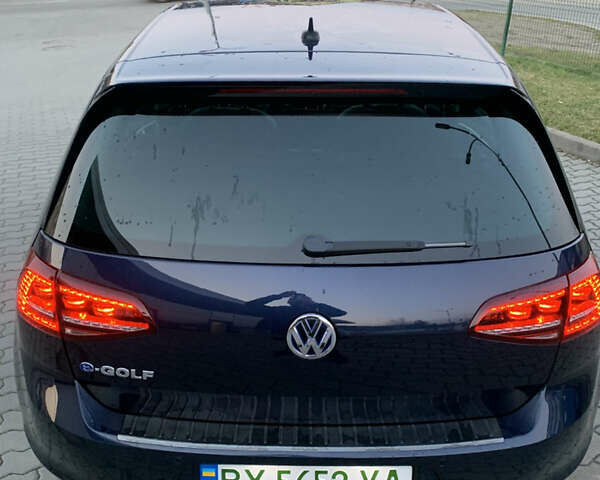 Синий Фольксваген e-Golf, объемом двигателя 0 л и пробегом 82 тыс. км за 9499 $, фото 7 на Automoto.ua