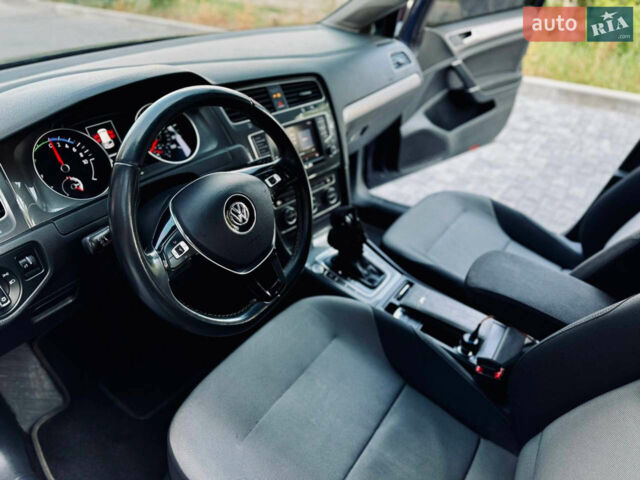 Синій Фольксваген e-Golf, об'ємом двигуна 0 л та пробігом 132 тис. км за 7900 $, фото 5 на Automoto.ua