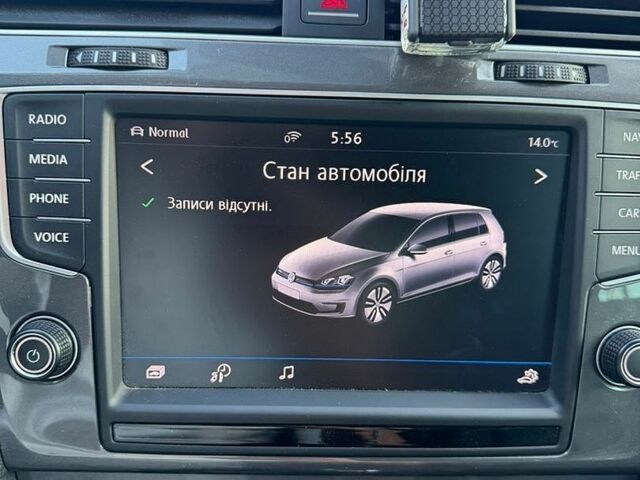Синий Фольксваген e-Golf, объемом двигателя 0 л и пробегом 62 тыс. км за 10999 $, фото 23 на Automoto.ua