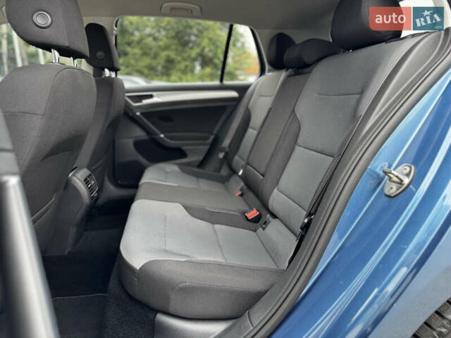 Синій Фольксваген e-Golf, об'ємом двигуна 0 л та пробігом 55 тис. км за 9300 $, фото 30 на Automoto.ua