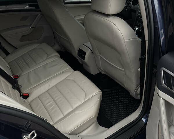 Синий Фольксваген e-Golf, объемом двигателя 0 л и пробегом 113 тыс. км за 8800 $, фото 18 на Automoto.ua