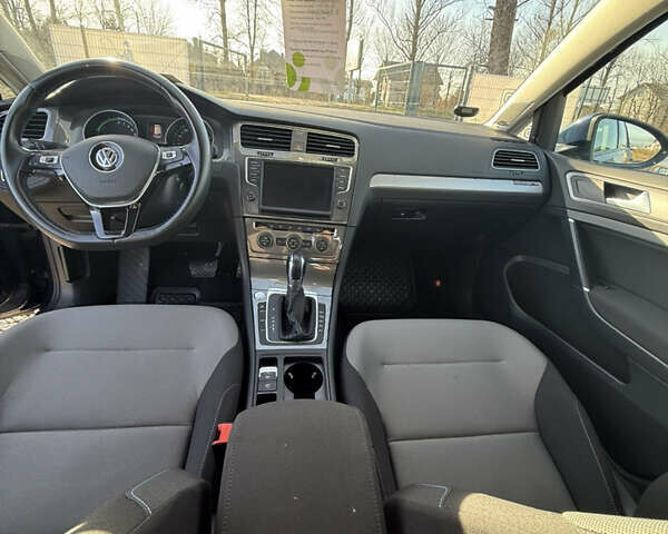 Синий Фольксваген e-Golf, объемом двигателя 0 л и пробегом 58 тыс. км за 9500 $, фото 14 на Automoto.ua