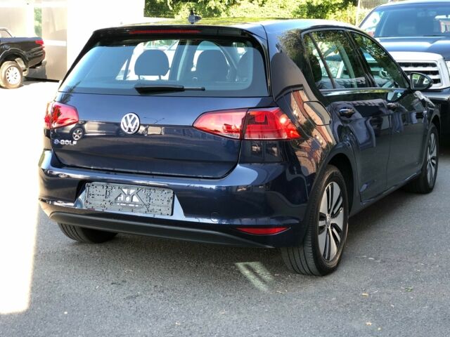 Синий Фольксваген e-Golf, объемом двигателя 0 л и пробегом 11 тыс. км за 18900 $, фото 3 на Automoto.ua