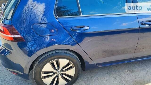 Синій Фольксваген e-Golf, об'ємом двигуна 0 л та пробігом 118 тис. км за 10300 $, фото 9 на Automoto.ua