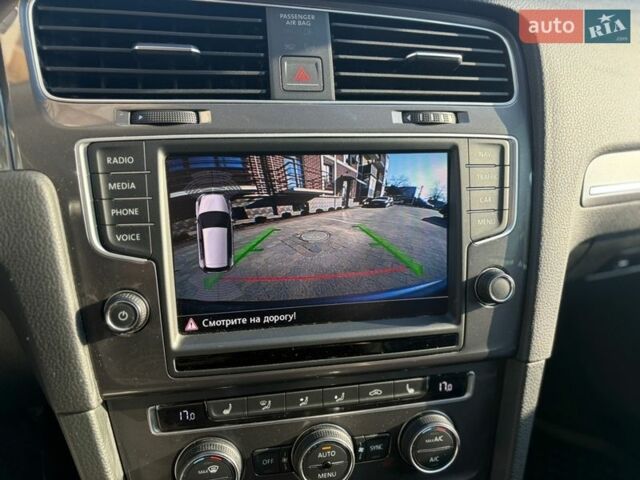 Синий Фольксваген e-Golf, объемом двигателя 0 л и пробегом 148 тыс. км за 9000 $, фото 11 на Automoto.ua