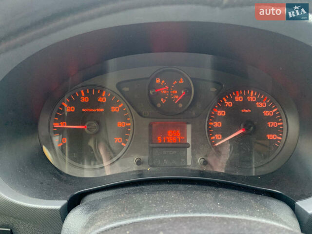 Синий Фольксваген e-Golf, объемом двигателя 0 л и пробегом 161 тыс. км за 8900 $, фото 6 на Automoto.ua