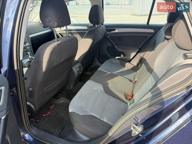 Синій Фольксваген e-Golf, об'ємом двигуна 0 л та пробігом 140 тис. км за 7300 $, фото 20 на Automoto.ua