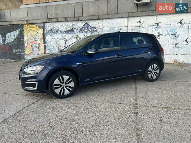 Синий Фольксваген e-Golf, объемом двигателя 0 л и пробегом 100 тыс. км за 8800 $, фото 2 на Automoto.ua