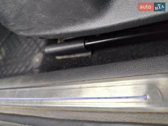 Синий Фольксваген e-Golf, объемом двигателя 0 л и пробегом 86 тыс. км за 10333 $, фото 33 на Automoto.ua