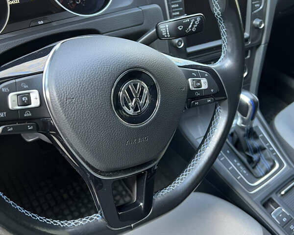 Синій Фольксваген e-Golf, об'ємом двигуна 0 л та пробігом 105 тис. км за 11000 $, фото 16 на Automoto.ua
