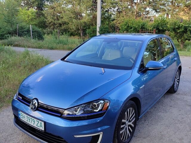 Синий Фольксваген e-Golf, объемом двигателя 0 л и пробегом 86 тыс. км за 10900 $, фото 21 на Automoto.ua