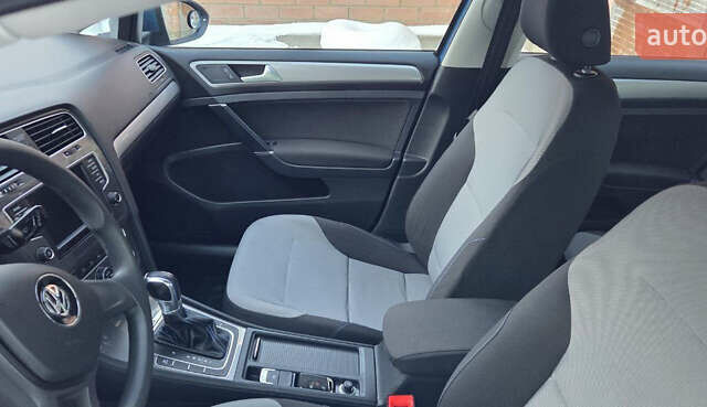 Синій Фольксваген e-Golf, об'ємом двигуна 0 л та пробігом 151 тис. км за 7900 $, фото 18 на Automoto.ua